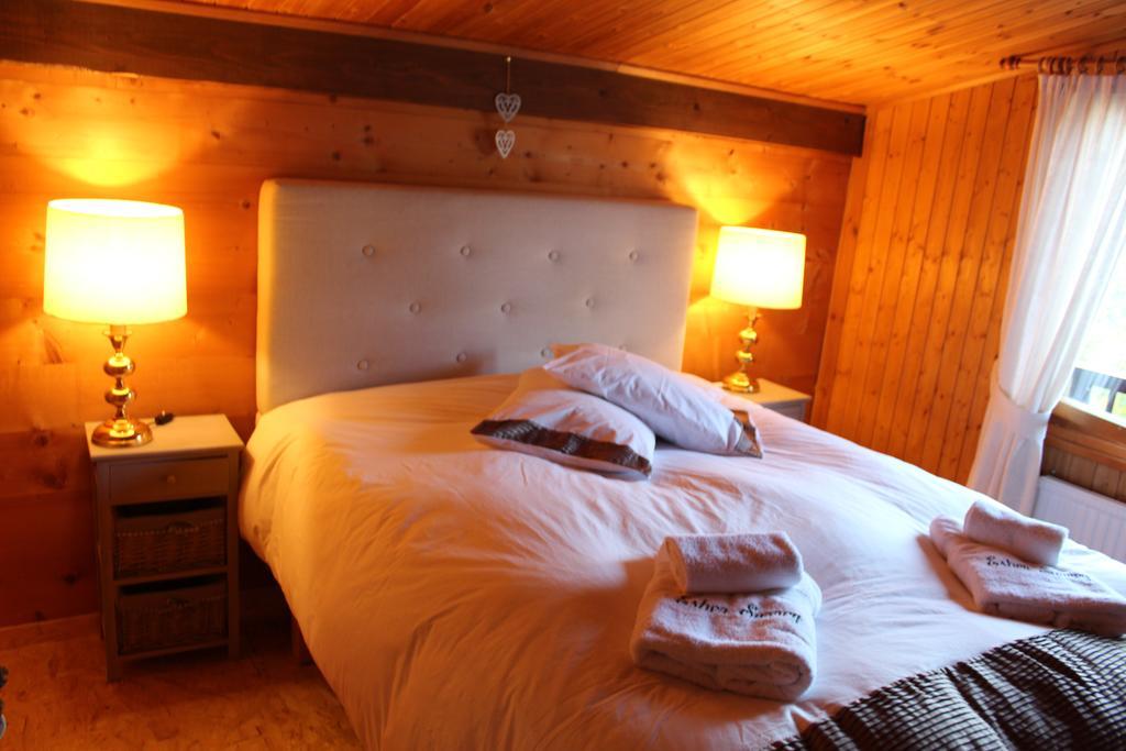 Chalet Esher Surrey Ried-Brig Экстерьер фото